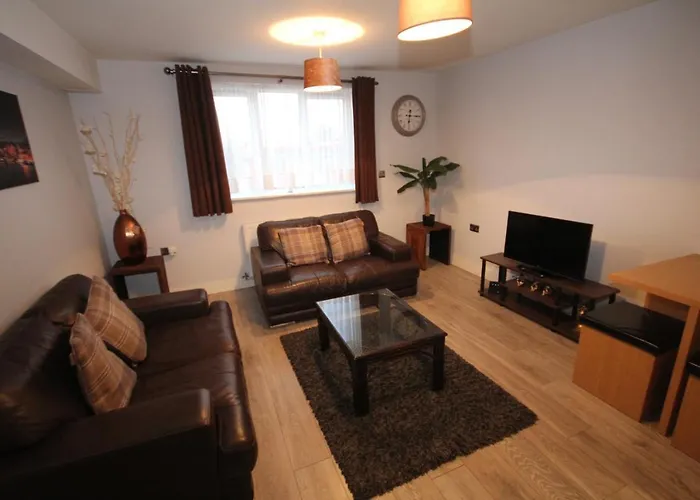 Holden Court Apartments - Apt 3