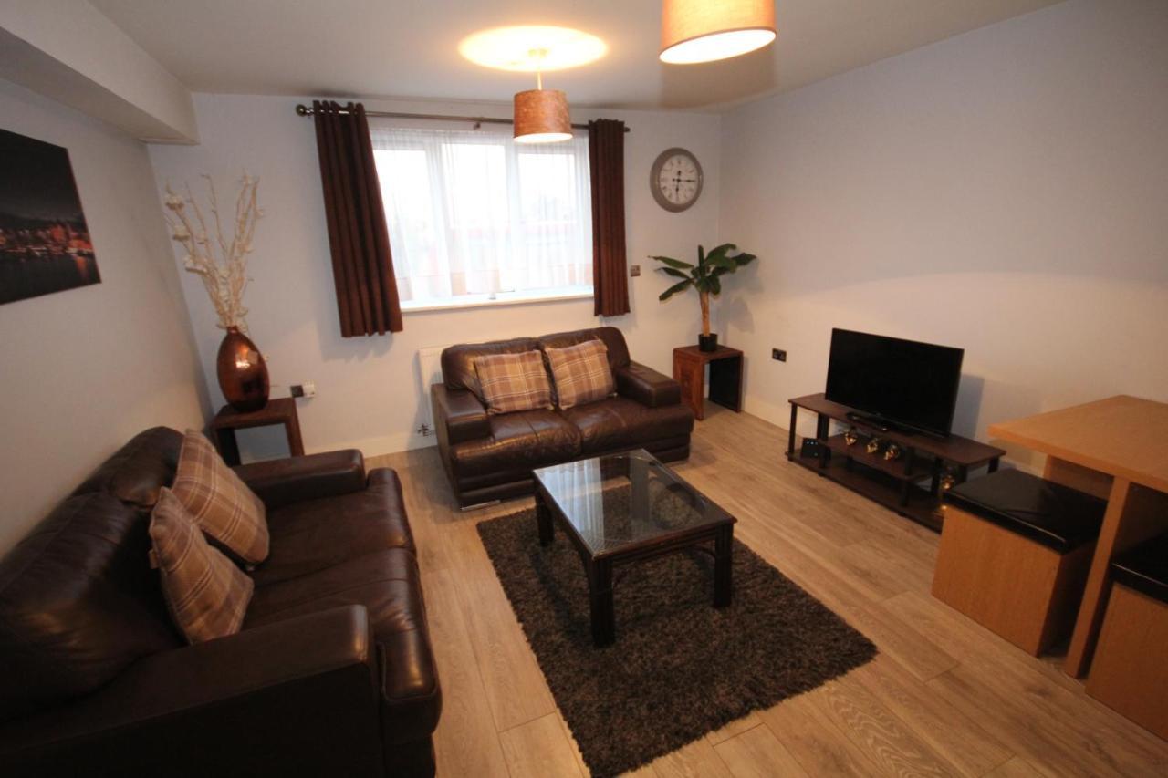 Holden Court - 3 Apartment West Drayton (Middlesex)