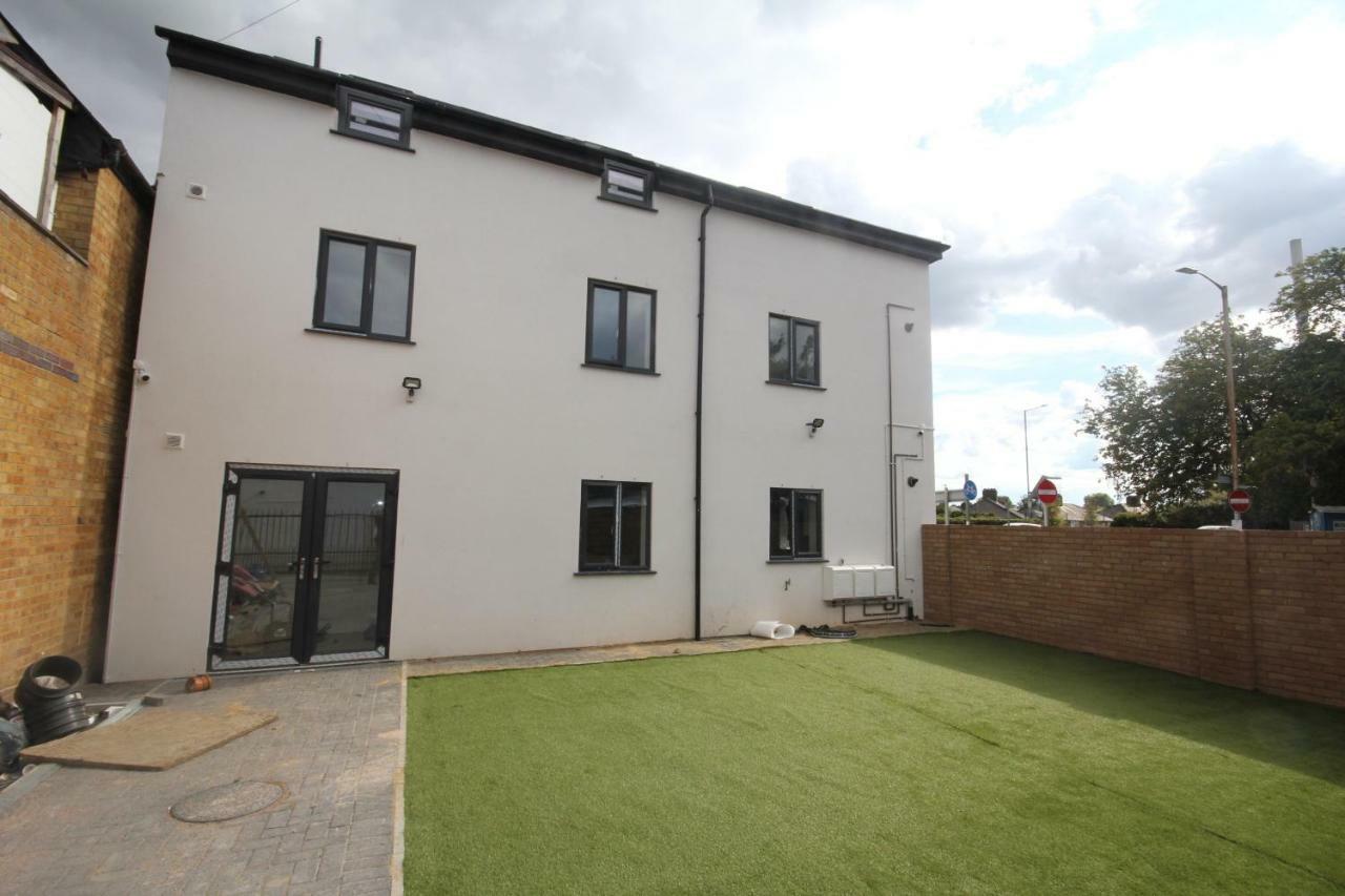 Holden Court - 3 Apartment West Drayton (Middlesex)